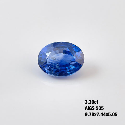 3 Carat Oval Cornflower Blue Sapphire Gemstone AIGS Certified 015