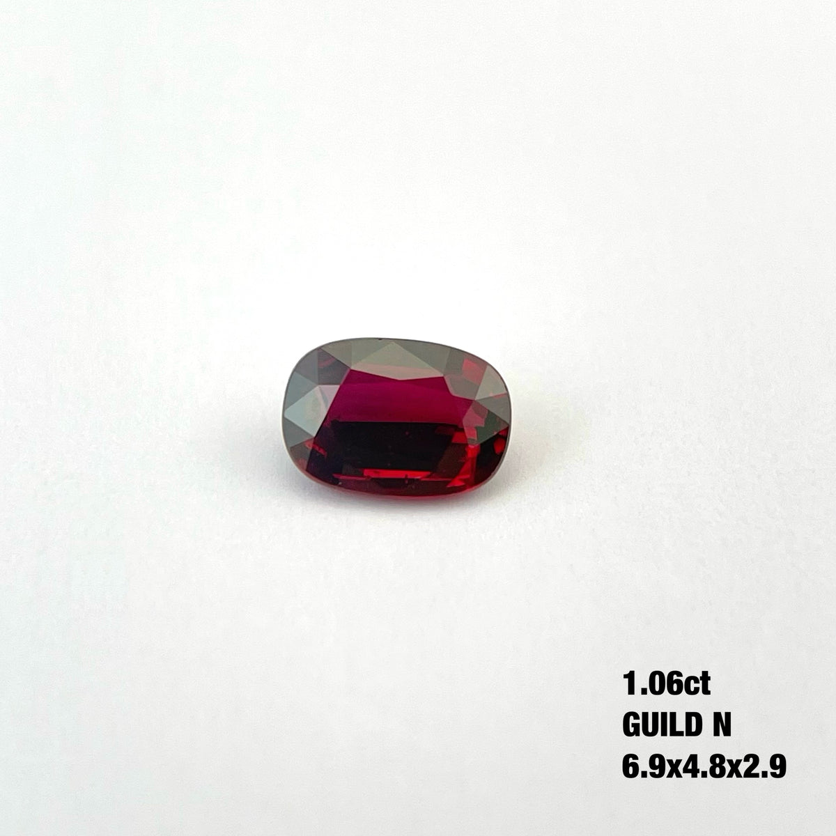1 Carat Ruby Cushion Gemstone Natural Unheated  GIA Certificated Red Color