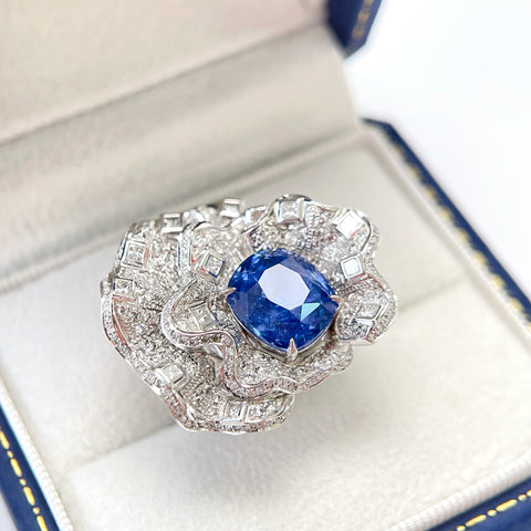 Unheated 6.61 Carat Cushion Blue Sapphire Luxury Dress Ring In 18K solid gold with Guild Certificate