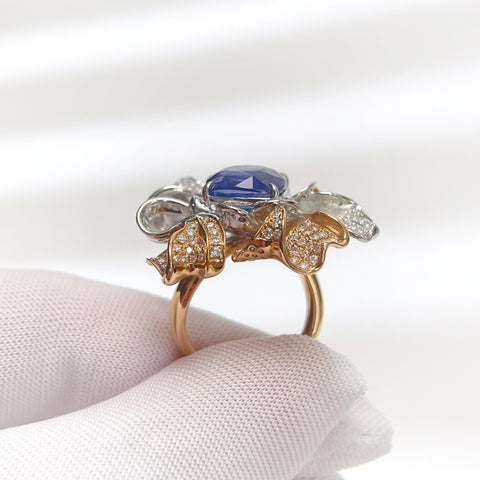 Unheated 5.6 Carat Blue Sapphire Flora Ring 18K solid gold with Guild Certificate