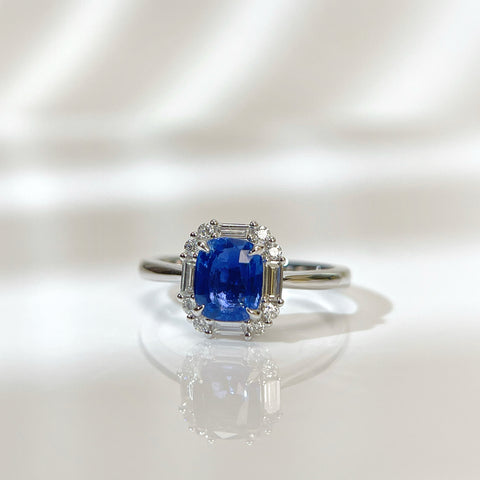 Unheated  Square Blue Sapphire Ring  1.6 CT 18K solid gold with Guild Certificate