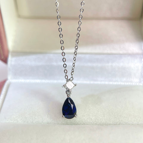 1 Carat Pear Blue Sapphire Pendant With Princess Diamond 18K Solid Gold With Certificate